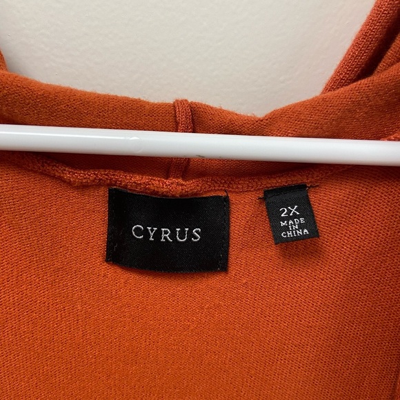 Cyrus 2X Rust hooded Sleeveless Cardigan w side pockets $55 - Picture 5 of 5